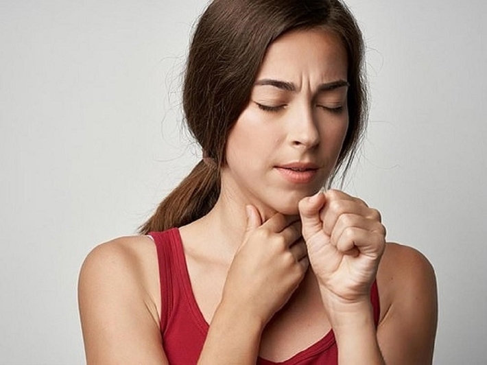 Early throat cancer symptoms and ways to prevent 
